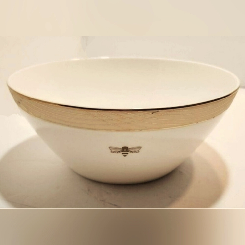 Mary Kay 50th Golden Anniversary Bumble Bee Serving Bowl